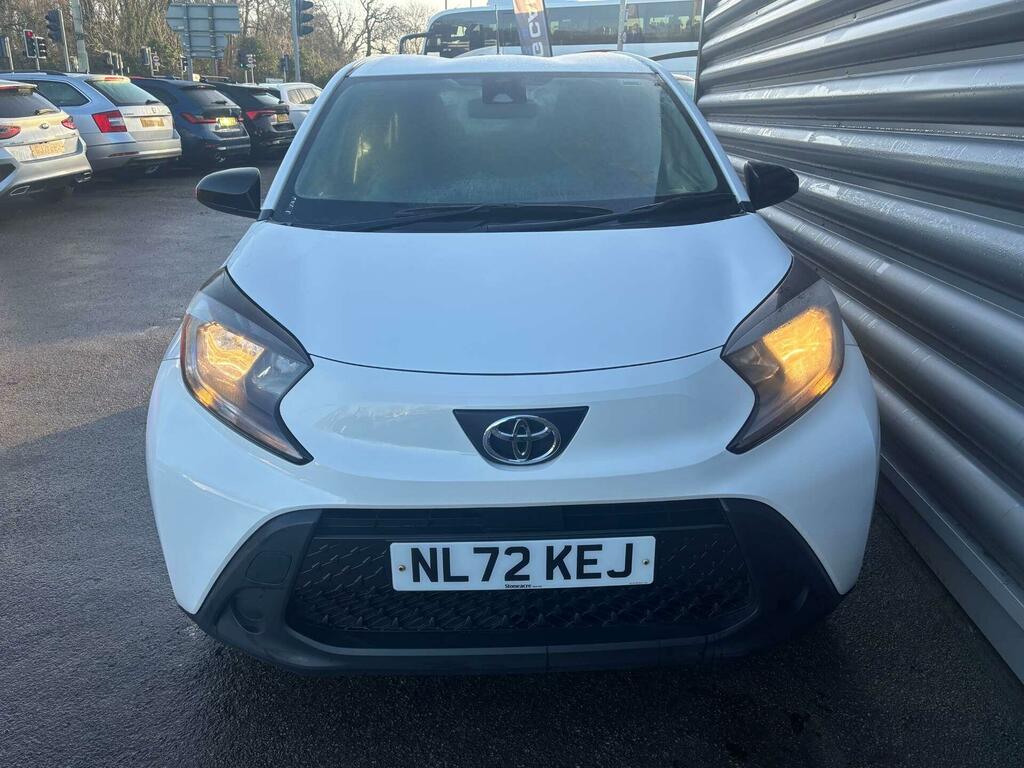 Toyota Aygo X 1.0 Vvt-i Pure Euro 6 Ss NL72KEJ White #3