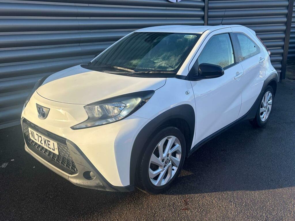 Toyota Aygo X 1.0 Vvt-i Pure Euro 6 Ss NL72KEJ White #4