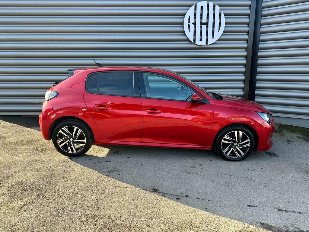 Peugeot 208 1.2 Puretech Allure Euro 6 Ss KM21ZRK Red #2