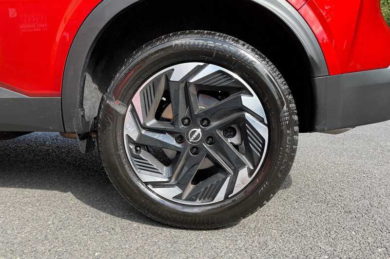 Nissan Qashqai 1.3 Dig-t Mh 158 N-connecta BT25NRF Red #6