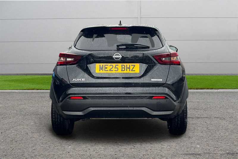 Nissan Juke 1.6 Hybrid Tekna ME25BHZ Black #4