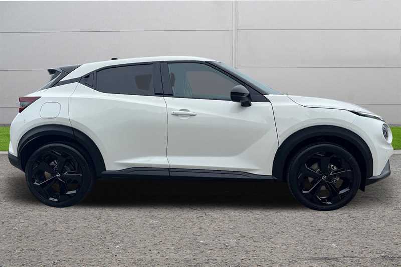 Nissan Juke 1.6 Hybrid Tekna MH25ZZM White #3