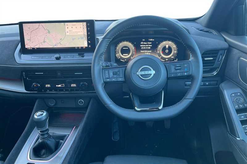 Nissan Qashqai 1.3 Dig-t Mh N-design MC25WNX Black #4