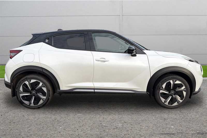 Nissan Juke 1.6 Hybrid Tekna MD75WYG White #3