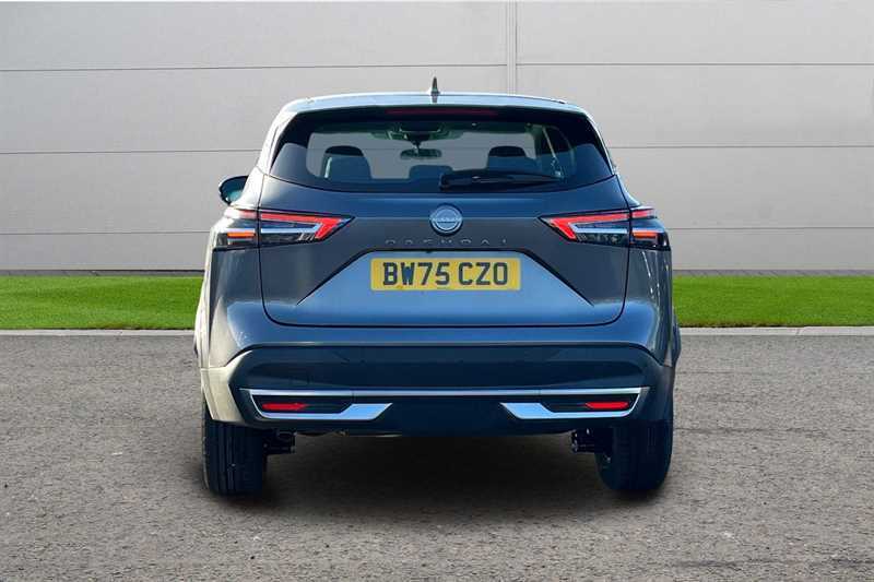 Nissan Qashqai 1.3 Dig-t Mh Acenta Premium  #4