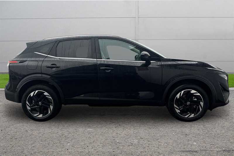 Nissan Qashqai 1.3 Dig-t Mh N-connecta BW75CZT Black #3