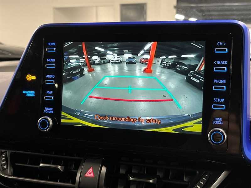 Toyota C-Hr 1.8 Hybrid Dynamic Cvt WL21CCN Grey #2
