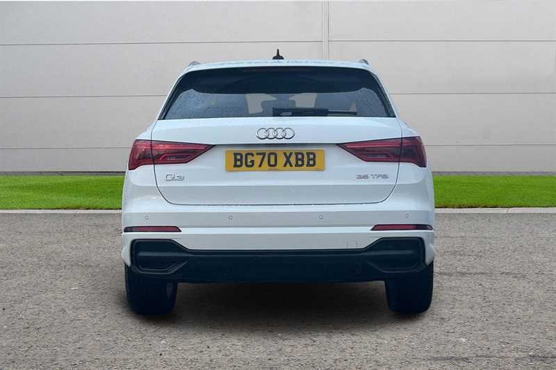 Audi Q3 35 Tfsi S Line S Tronic BG70XBB White #4