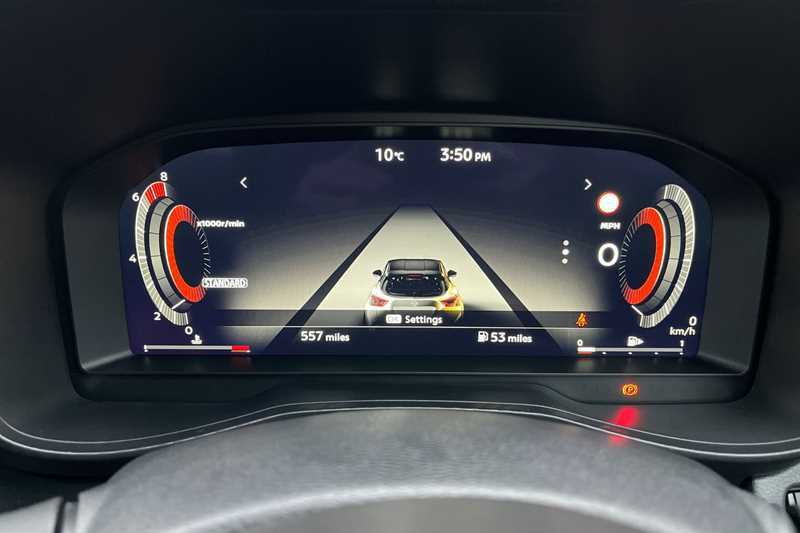Nissan Juke 1.0 Dig-t Tekna ME75DJJ #3