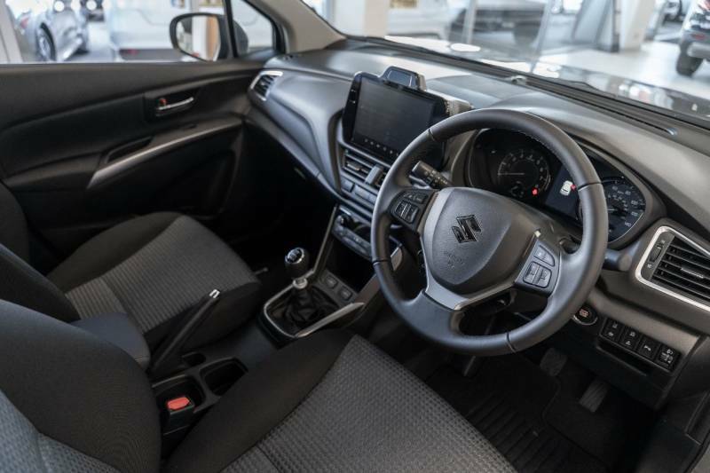 Suzuki S Cross 1.4 Boosterjet 48V Hybrid Motion - 2025 New Car Grey #4