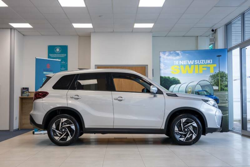 Suzuki Vitara 1.4 Mild Hybrid Ultra 90475 - 2025 New Car Silver #4