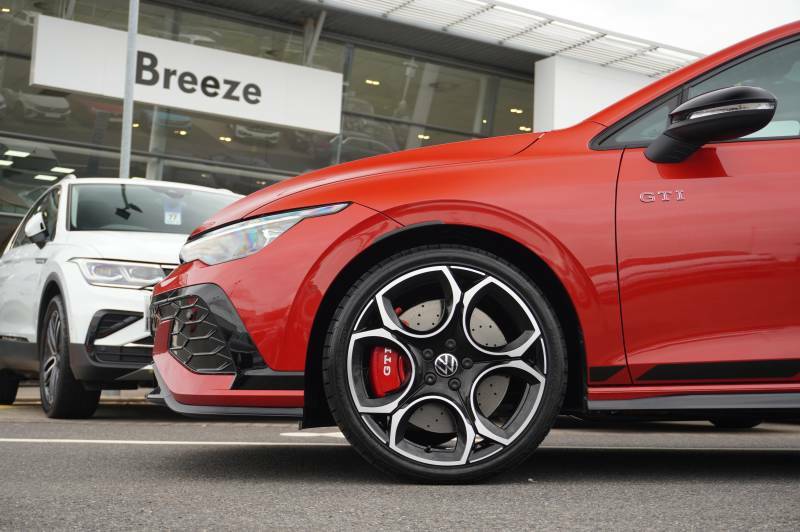 Volkswagen Golf Tsi 300 Dsg Gti Clubsport - 2025 75 HJ75TWM Red #5