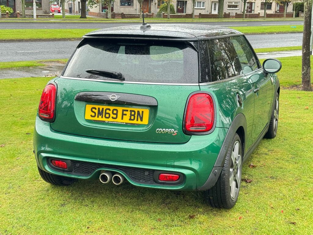Mini Hatch 2.0 Cooper S 60 Years Edition Hatchback SM69FBN Green #5