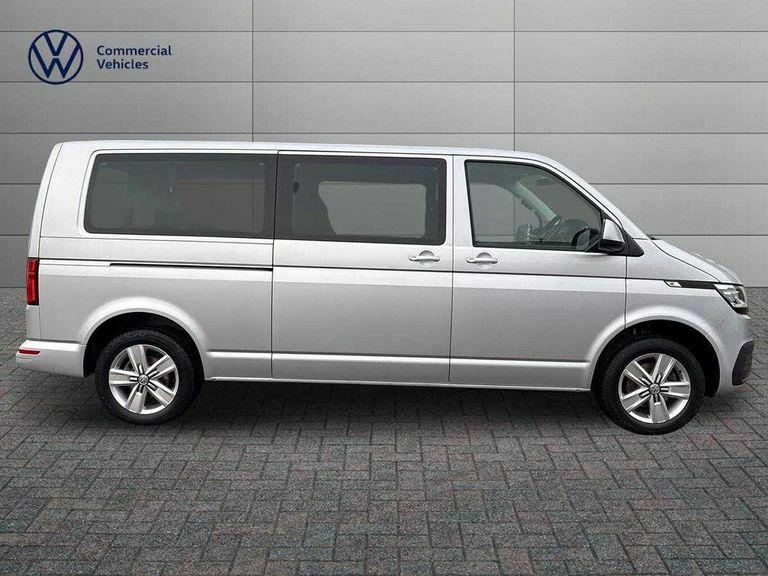 Volkswagen Transporter Shuttle 2.0 Tdi 150Ps Se Minibus Dsg KM23ONG Silver #4