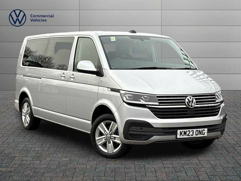 Volkswagen Transporter Shuttle 2.0 Tdi 150Ps Se Minibus Dsg Silver