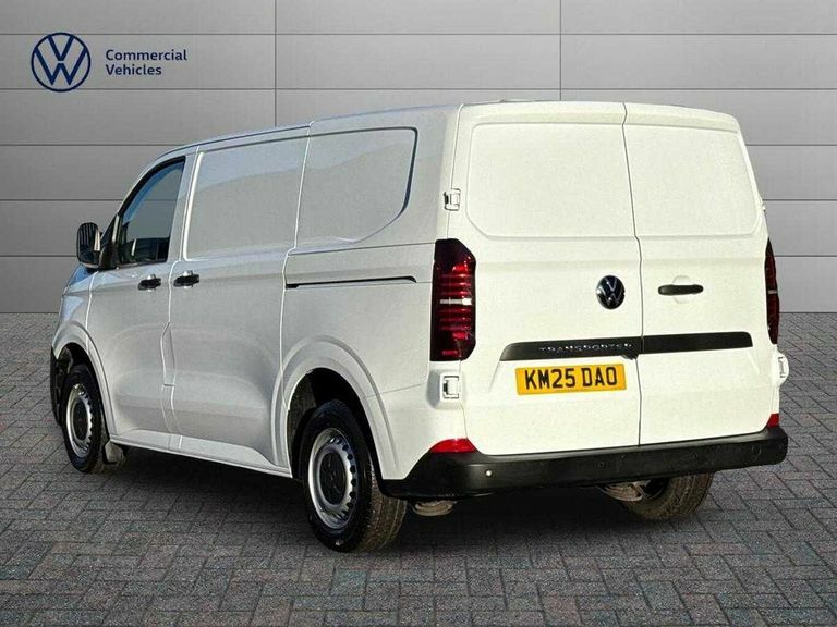 Volkswagen Transporter 2.0 Tdi 150 Commerce Plus Van KM25DAO White #3