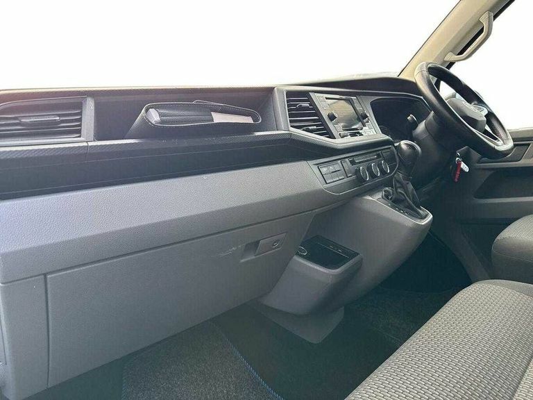 Volkswagen Transporter 2.0 Tdi 150 Highline Van Dsg RJ23PRX Grey #2