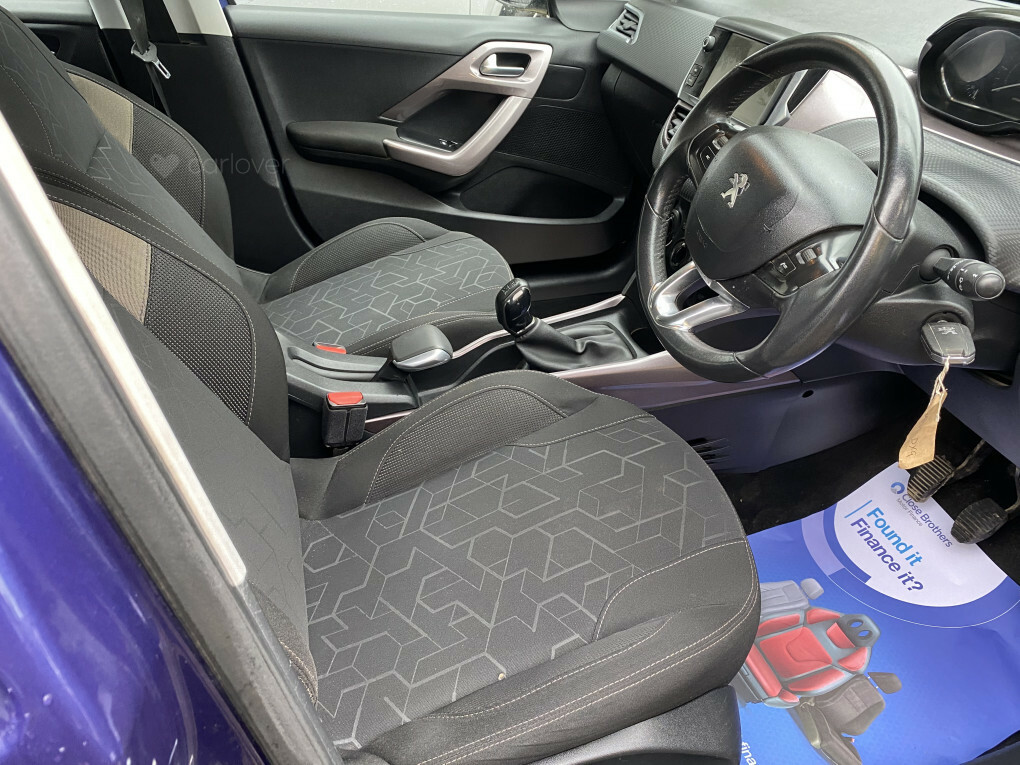 Peugeot 2008 Active Hdi MF15DXG  #4