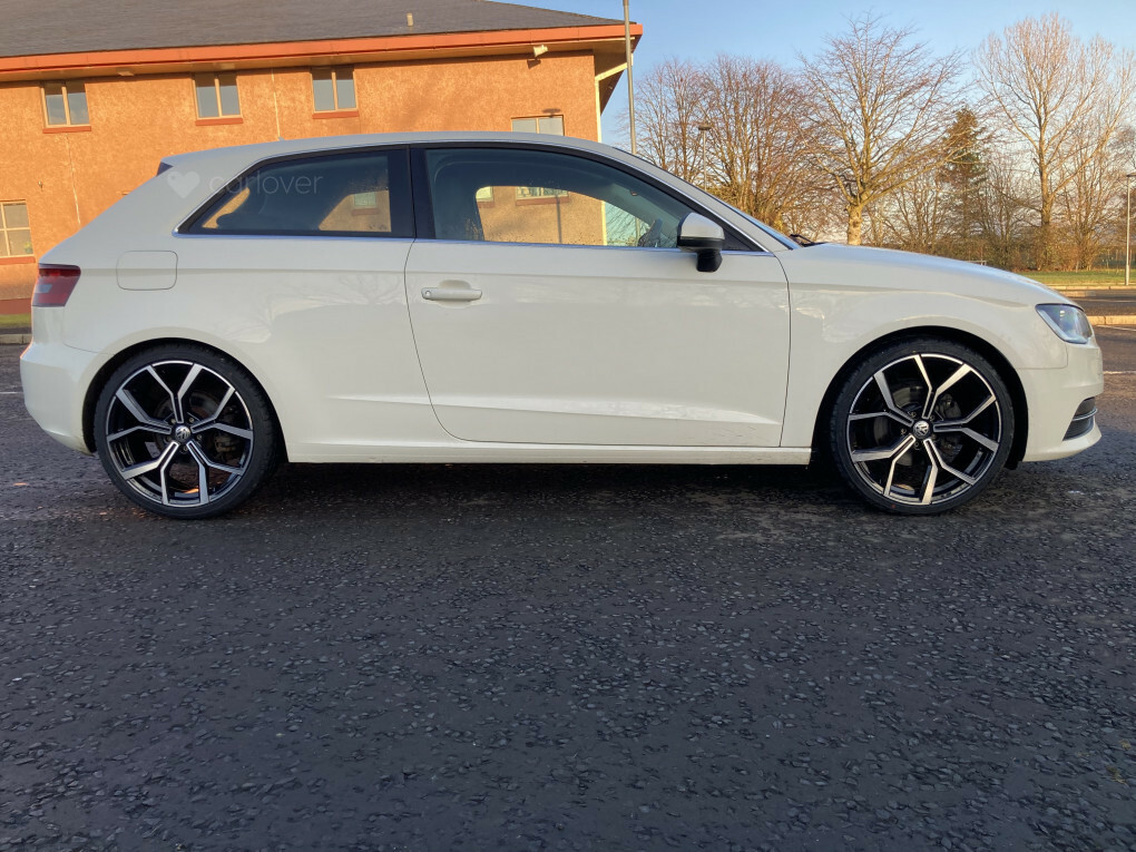 Audi A3 Sport Tdi KU14JYB #3