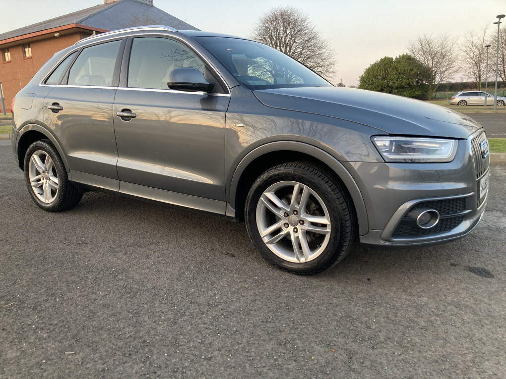 Audi Q3 S Line Tdi NJ63GRF #4