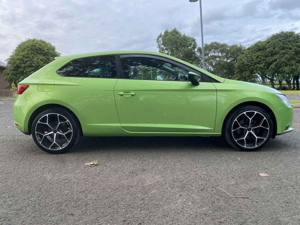 Seat Leon Se Technology Tdi CP14GWN Green #3