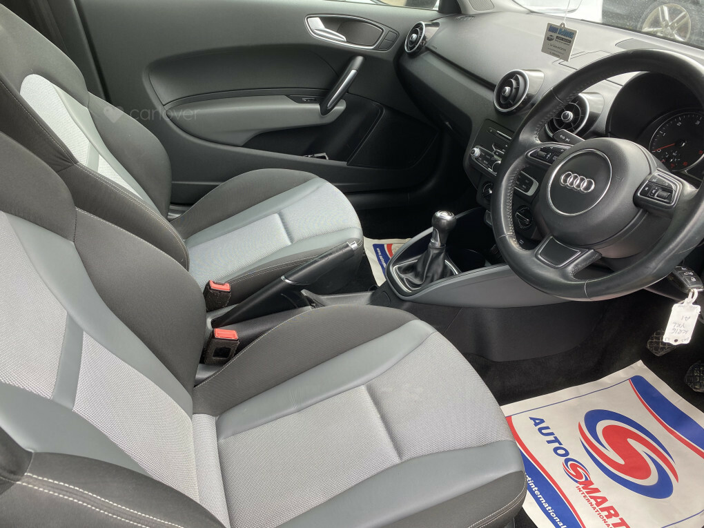 Audi A1 Sport Tdi KR16YKL #5