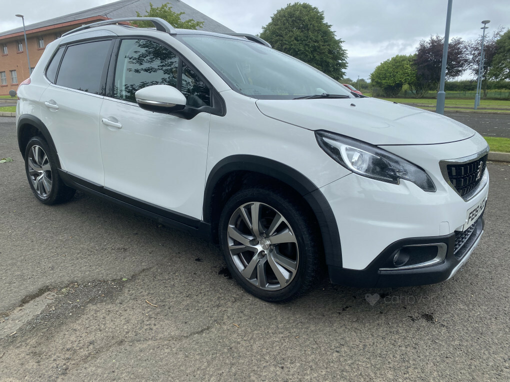 Peugeot 2008 Allure Premium Blue Hdi FE19HCD #3