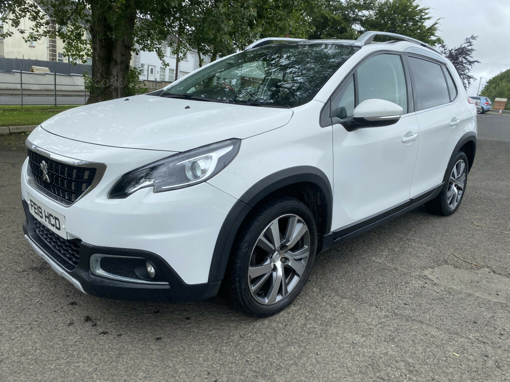 Peugeot 2008 Allure Premium Blue Hdi FE19HCD #6