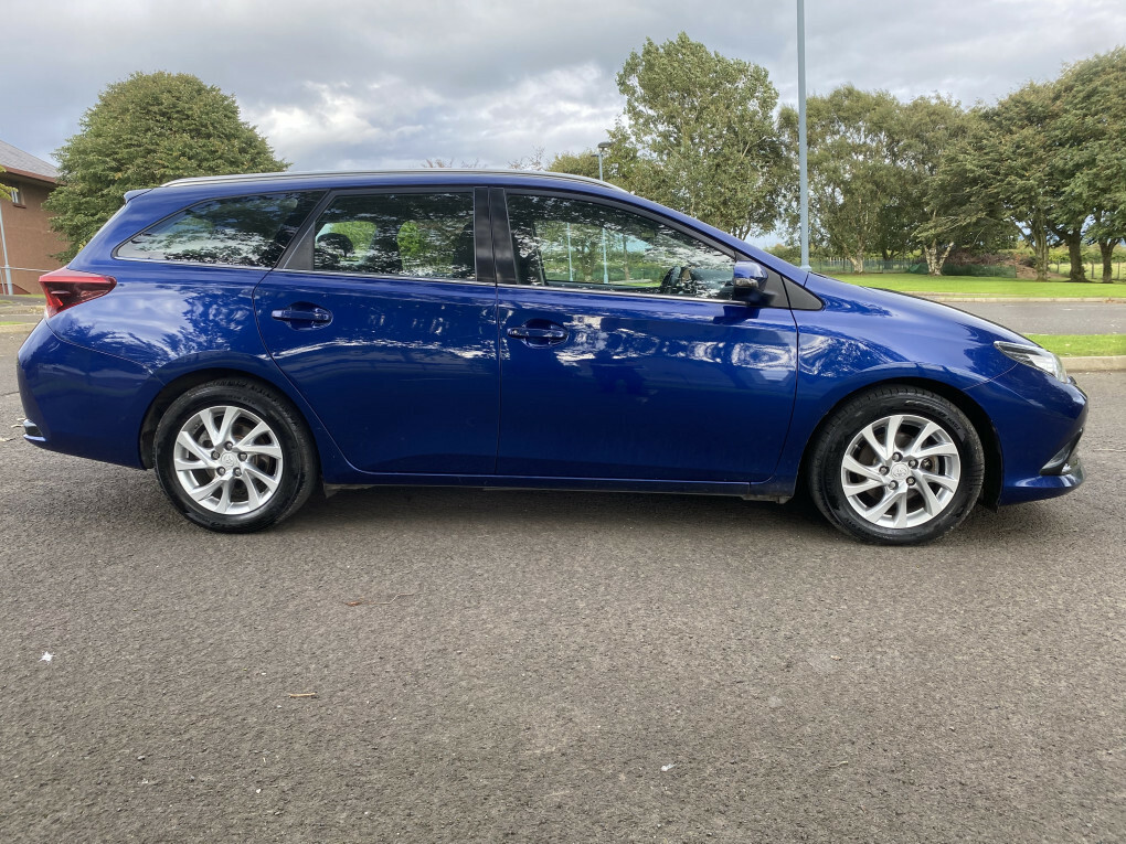 Toyota Auris Business Edition Tss D-4d #3