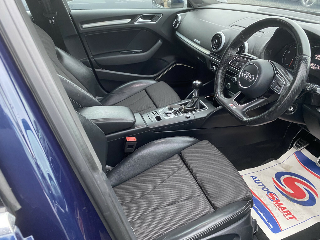 Audi A3 S Line Tdi YC17DKV #5