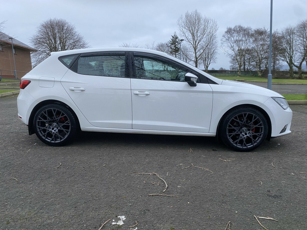 Seat Leon Se Tdi BK63NDL White #3