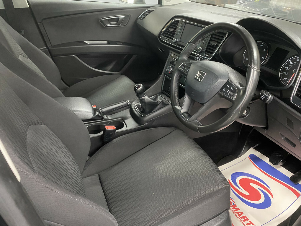 Seat Leon Se Tdi BK63NDL White #4