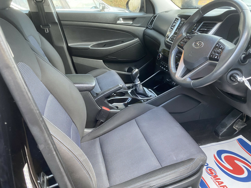 Hyundai Tucson Se Blue Drive 2Wd Crdi VK67BVP Black #5