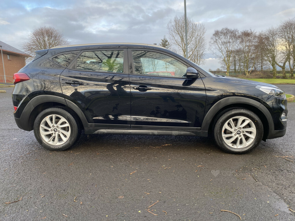 Hyundai Tucson Se Blue Drive 2Wd Crdi VK67BVP Black #3
