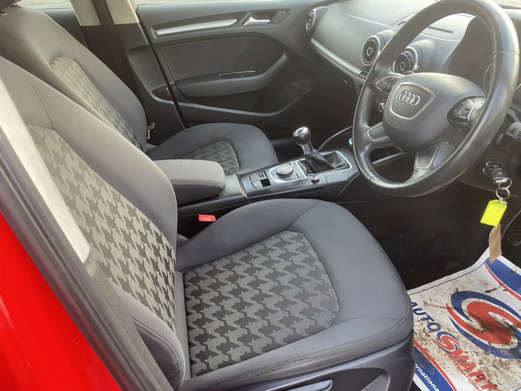 Audi A3 Sportback Se Tdi GN63RWW #6
