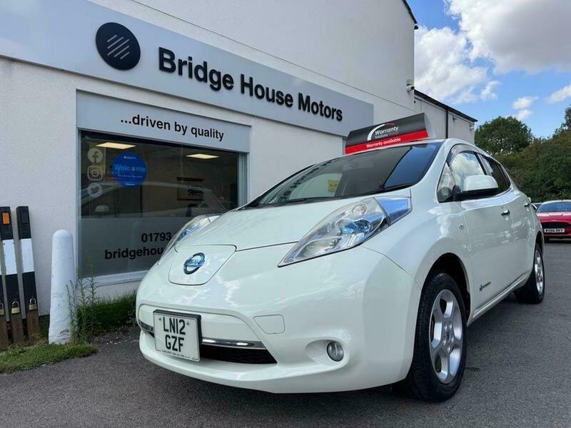 Nissan Leaf 24Kwh Hatchback White