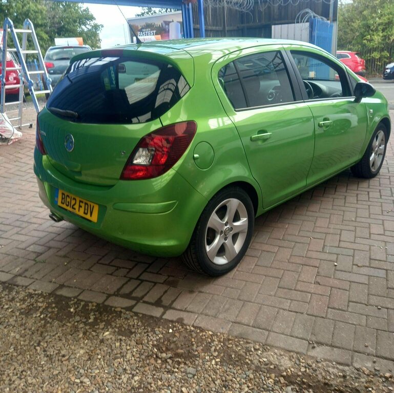 Vauxhall Corsa Hatchback 1.2 16V Sxi Euro 5 Ac 201212 BG12FDV Green #4