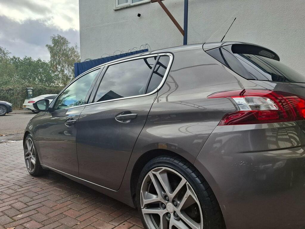 Peugeot 308 Hatchback 1.6 E-hdi Feline Euro 5 Ss 2014 KP64HGF Grey #6