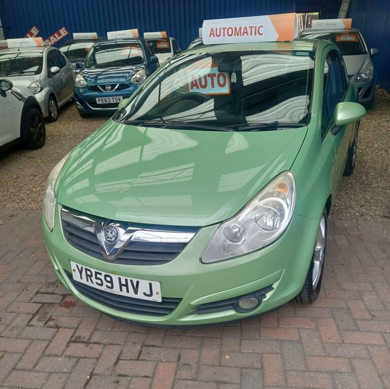 Vauxhall Corsa Hatchback 1.4I 16V Design Ac 200959 YR59HVJ Green #2