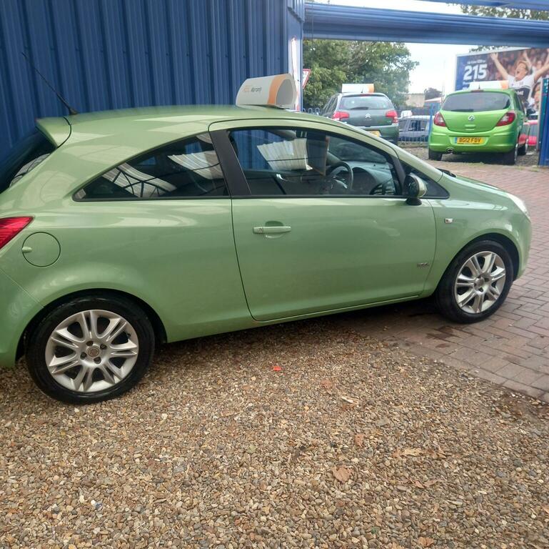 Vauxhall Corsa Hatchback 1.4I 16V Design Ac 200959 YR59HVJ Green #6