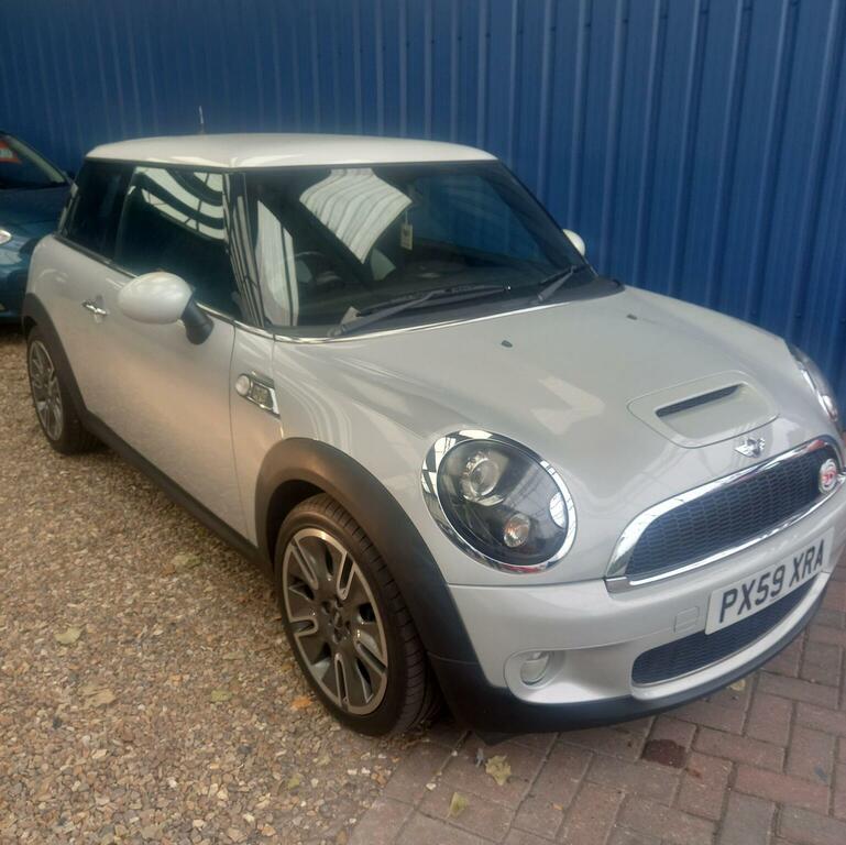 Mini Hatch Hatchback 1.6 Cooper S Camden Euro 5 200959 Silver