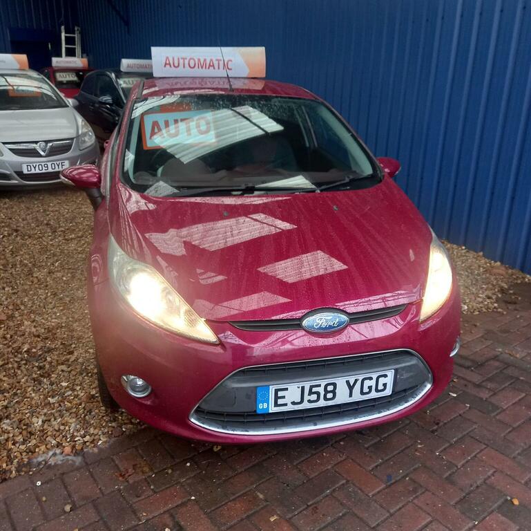 Ford Fiesta Hatchback 1.4 Titanium 200958 EJ58YGG Red #3