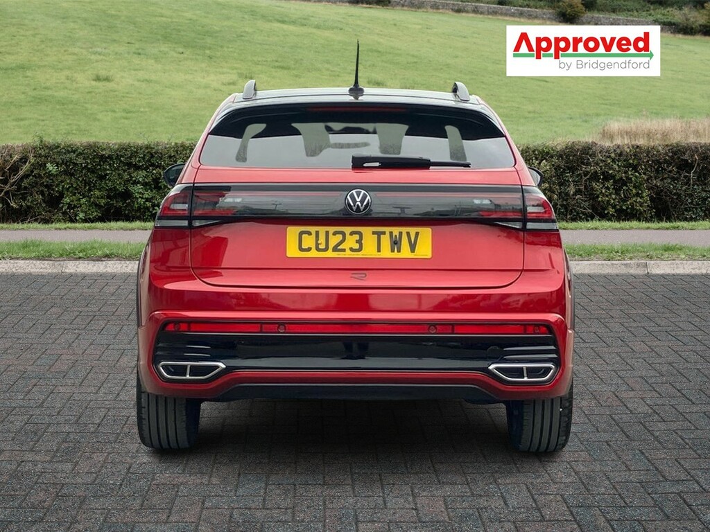 Volkswagen Taigo 1.0 Tsi 110 R-line CU23TWV Red #4