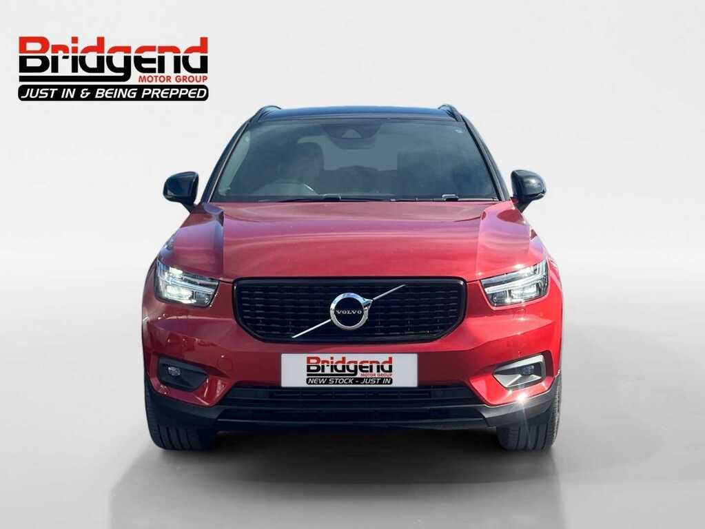 Volvo XC40 1.5 T3 R-design Suv Red #4