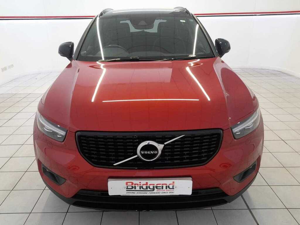 Volvo XC40 1.5 T3 R-design Suv Red #3