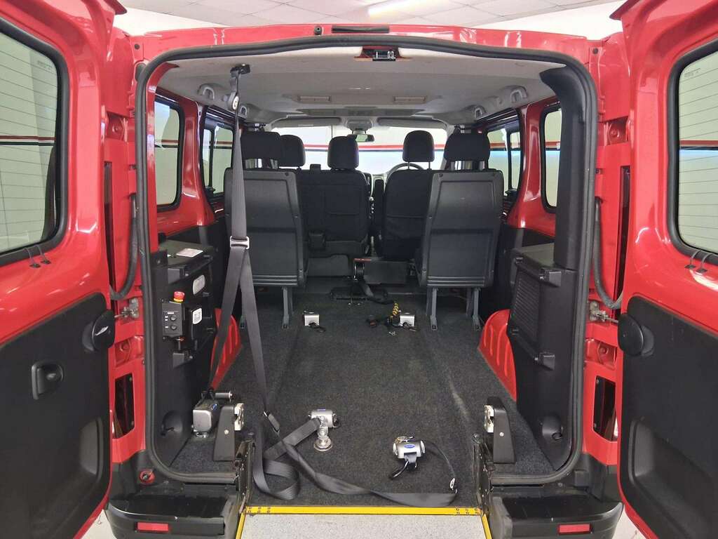Renault Trafic 1.6 Dci 27 Sport Nav Wav Double Cab Red #5