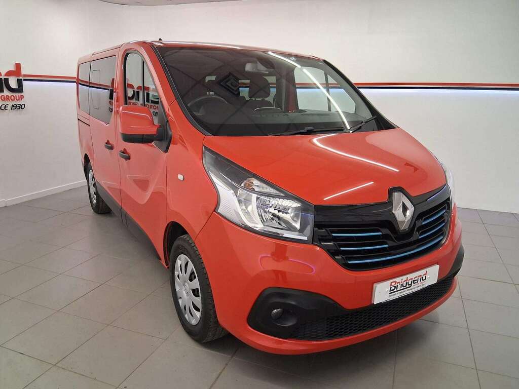 Renault Trafic 1.6 Dci 27 Sport Nav Wav Double Cab Red #2