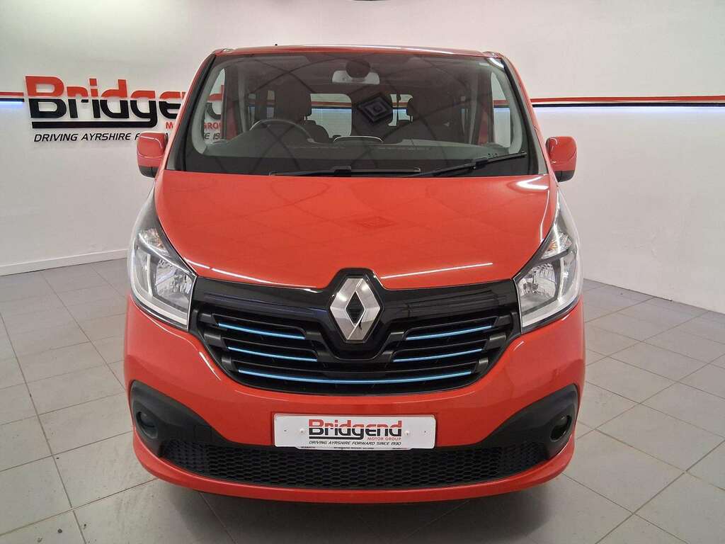 Renault Trafic 1.6 Dci 27 Sport Nav Wav Double Cab Red