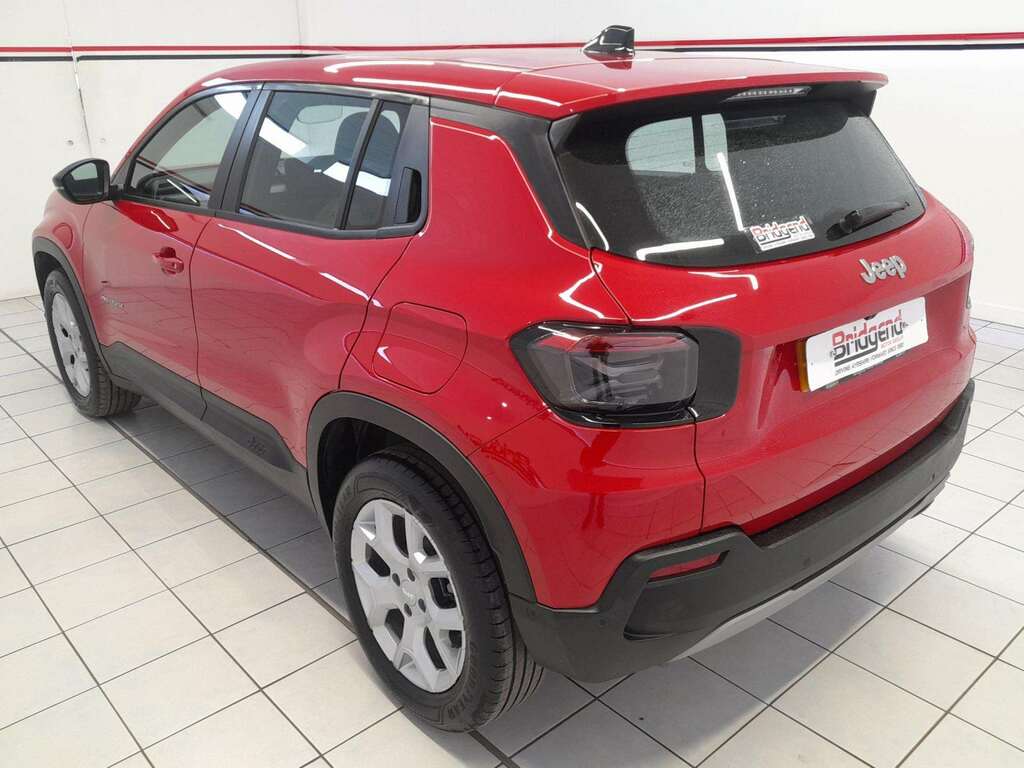 Jeep Avenger 1.2 Altitude Suv Red #4