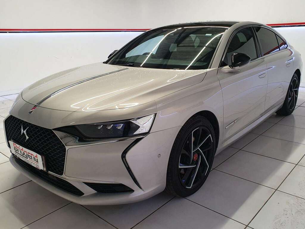 DS DS 9 1.6 Puretech Performance Line Saloon SG22CEA White #3